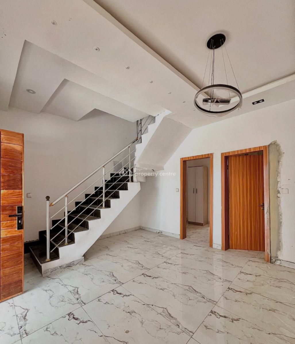 Newly Built 3  / 4 Bedroom Terrace Duplexes, Ikota, Lekki, Lagos, Terraced Duplex for Sale