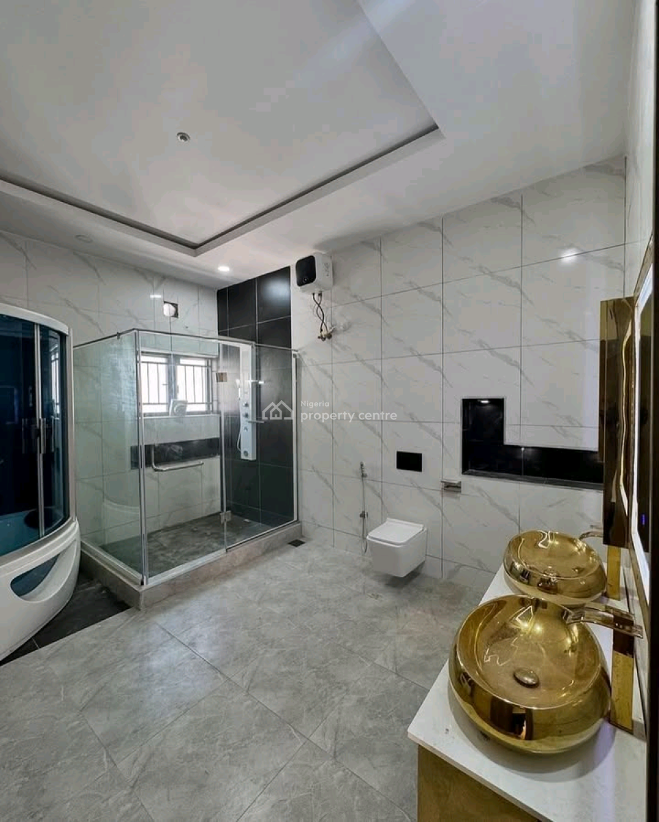 Property Type: 6 Bedroom Detached Home + 4 Living Rooms + 2 Rooms Maid, Guzape District, Abuja, House for Sale