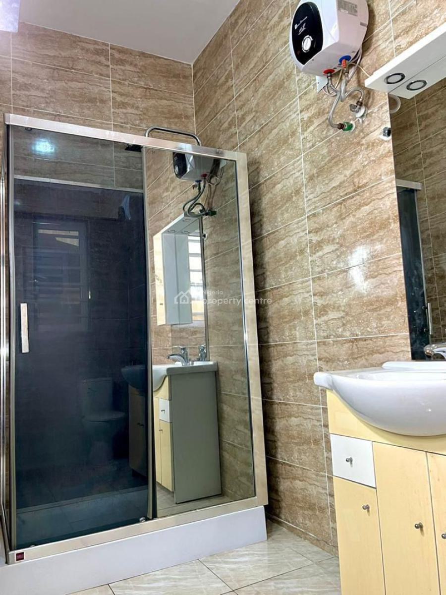 Well Finished Duplex with Bq, Ikota, Lekki, Lagos, Semi-detached Duplex for Sale