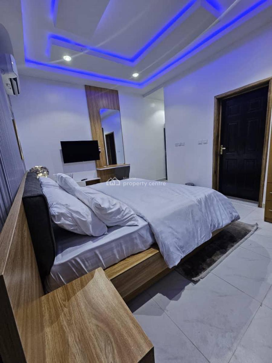 Luxury Fully Furnished 3bedrooms Apartments, Lekki Phase 1, Lekki, Lagos, Flat / Apartment Short Let