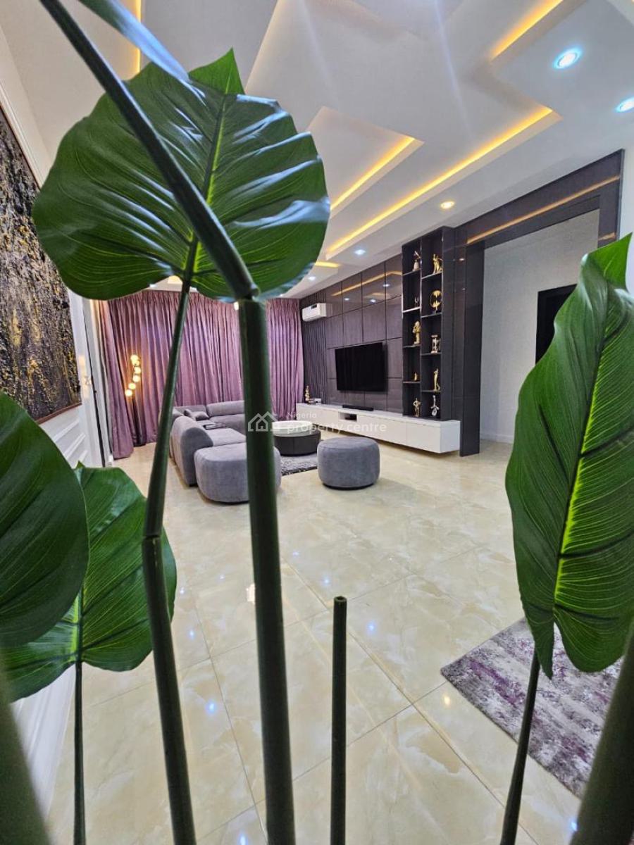 Luxury Fully Furnished 3bedrooms Apartments, Lekki Phase 1, Lekki, Lagos, Flat / Apartment Short Let