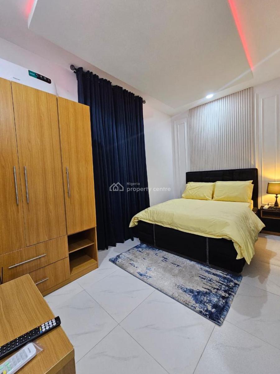 Luxury Fully Furnished 3bedrooms Apartments, Lekki Phase 1, Lekki, Lagos, Flat / Apartment Short Let