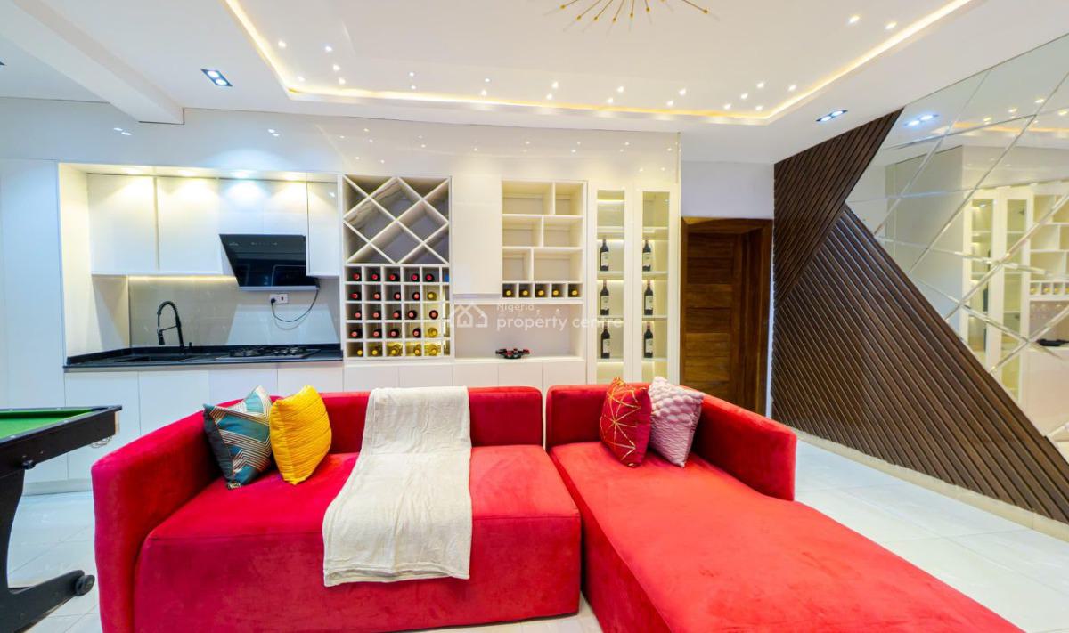 Luxury 2 Bedroom with Ps5, Snooker Board and a Pool, Ikate, Lekki, Lagos, Flat / Apartment Short Let