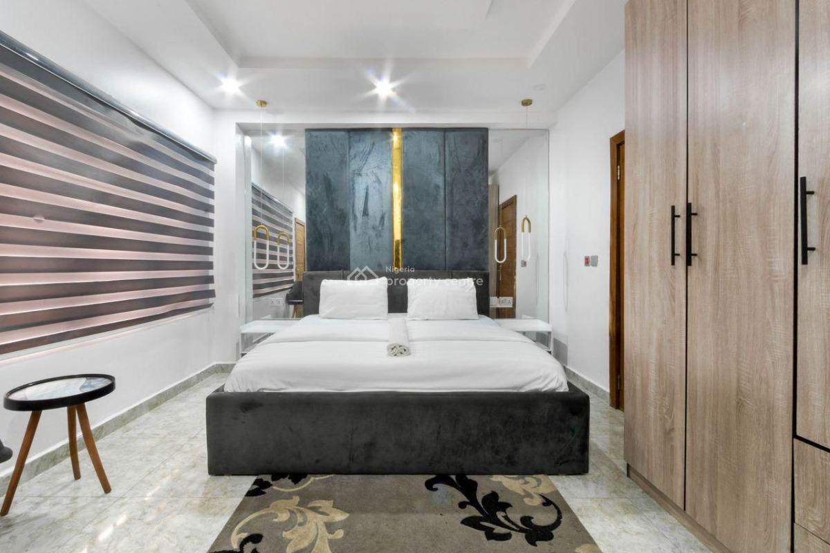 Luxury 2 Bedroom with Ps5, Snooker Board and a Pool, Ikate, Lekki, Lagos, Flat / Apartment Short Let