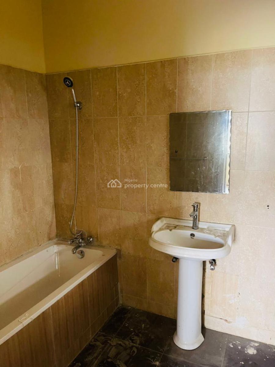 3bedroom Apartment on The Ground Floor, Ikota, Lekki, Lagos, Flat / Apartment for Rent