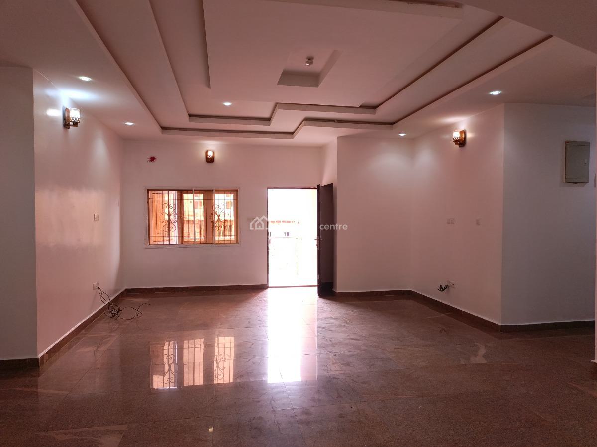 Clean Serviced and Spacious 3 Bedroom Flat, Jahi Behind Aduvie School, Jahi, Abuja, Flat / Apartment for Rent
