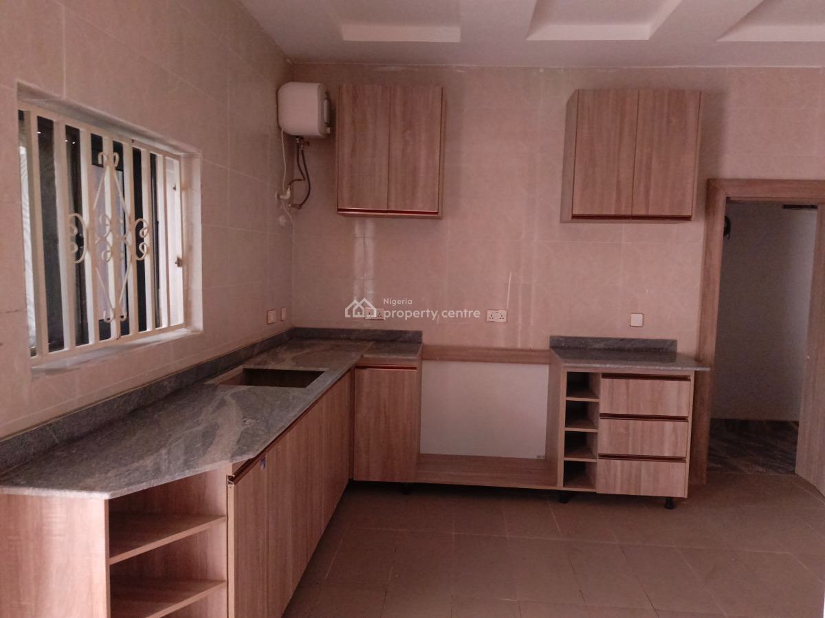 Brand New 2 Bedroom Flat with Bq, Jahi Behind Aduvie School, Jahi, Abuja, Flat / Apartment for Rent