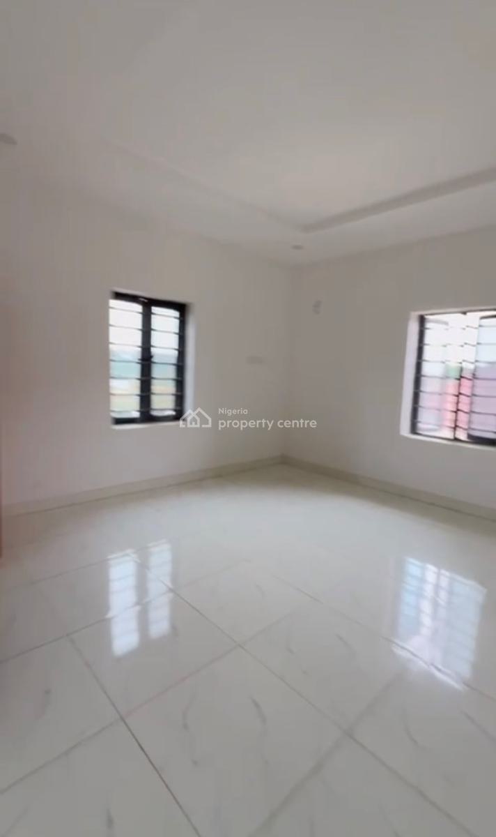 Luxury Spacious 2bedroom En-suite Flat, Life Camp, Abuja, Block of Flats for Sale