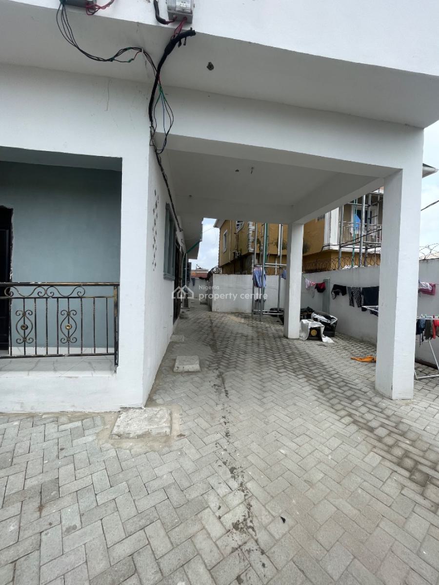 a Spacious Room Self Contained, Off Mobil Road Ilaje Ajah, Lekki, Lagos, Self Contain (single Rooms) for Rent