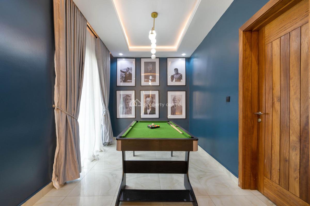 Brand New 2 Bedroom Maisonette + Pool + Bathtub + Snooker + Ps5, Lekki Phase 1, Lekki, Lagos, Flat / Apartment Short Let