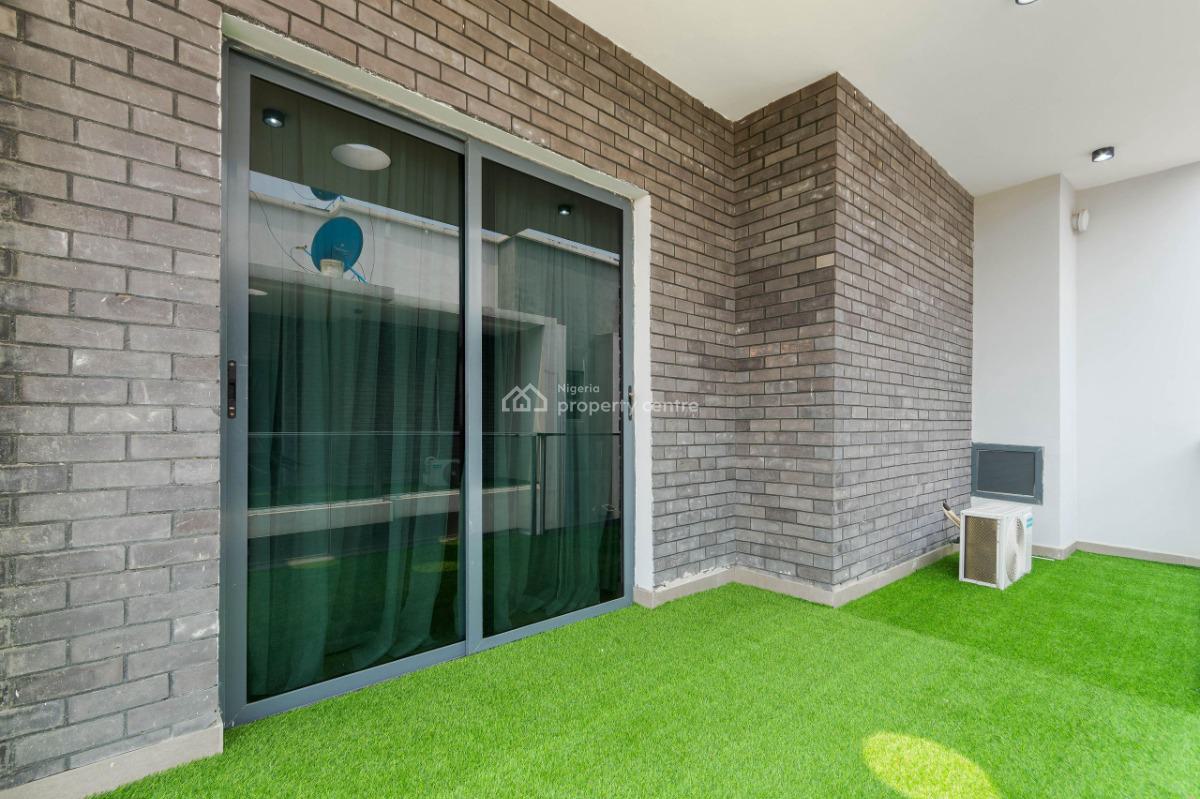 Brand New 2 Bedroom Maisonette + Pool + Bathtub + Snooker + Ps5, Lekki Phase 1, Lekki, Lagos, Flat / Apartment Short Let