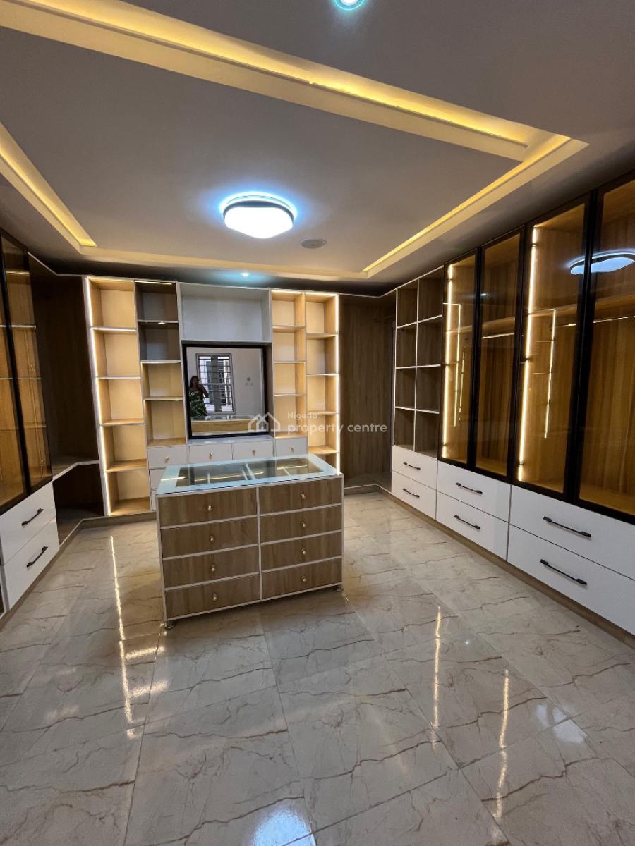 Beautifully Built 5-bedroom Fully Detached Duplex with Bq, Chevron, Lekki, Lagos, Detached Duplex for Sale
