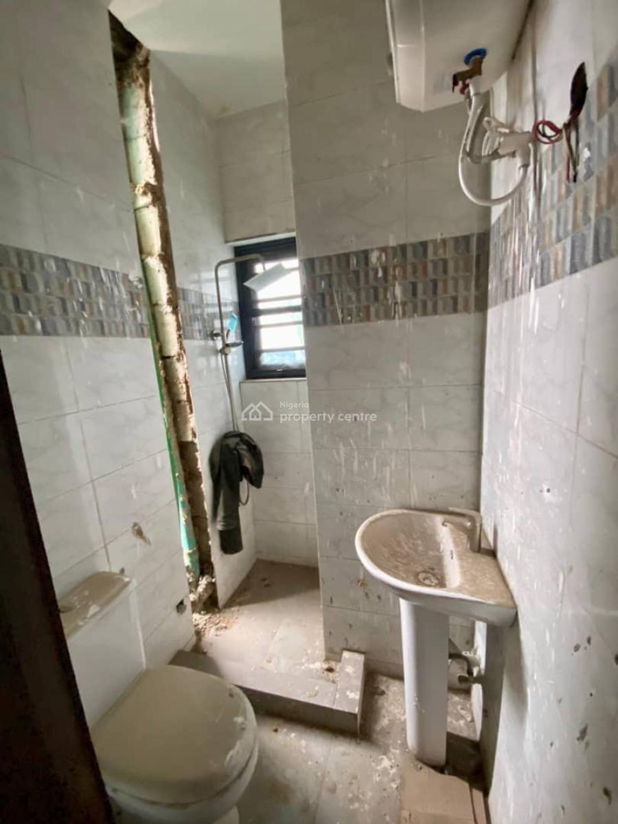 Contemporary Built 3 Bedroom Apartment with Study Rooms, Yaba, Lagos, Flat / Apartment for Sale