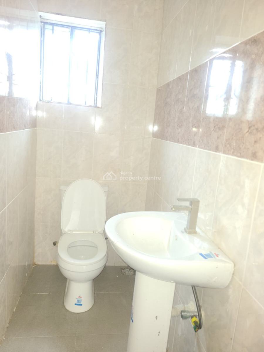 Spacious and Standard 2 Bedroom Flat, Lekki County, Ikota, Lekki, Lagos, Flat / Apartment for Rent