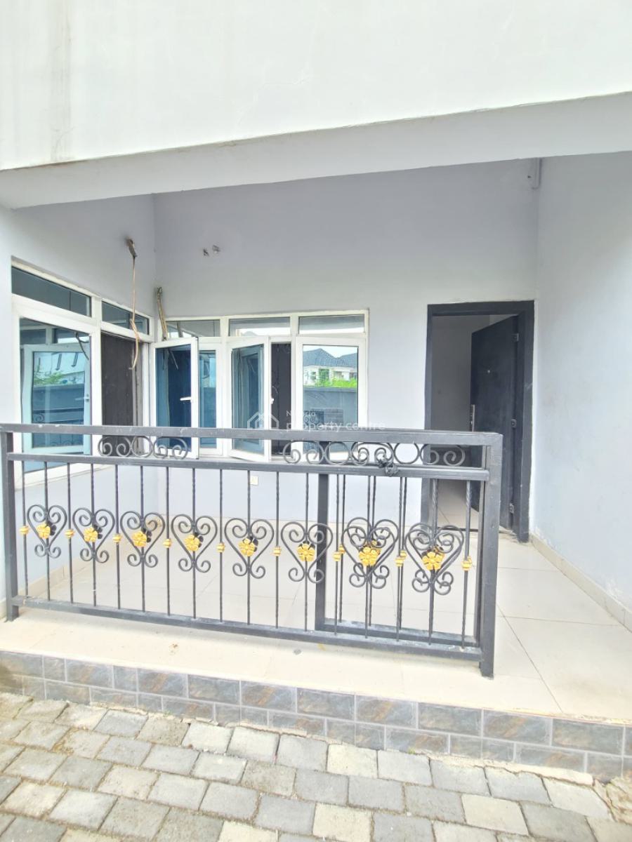 Spacious and Standard 2 Bedroom Flat, Lekki County, Ikota, Lekki, Lagos, Flat / Apartment for Rent