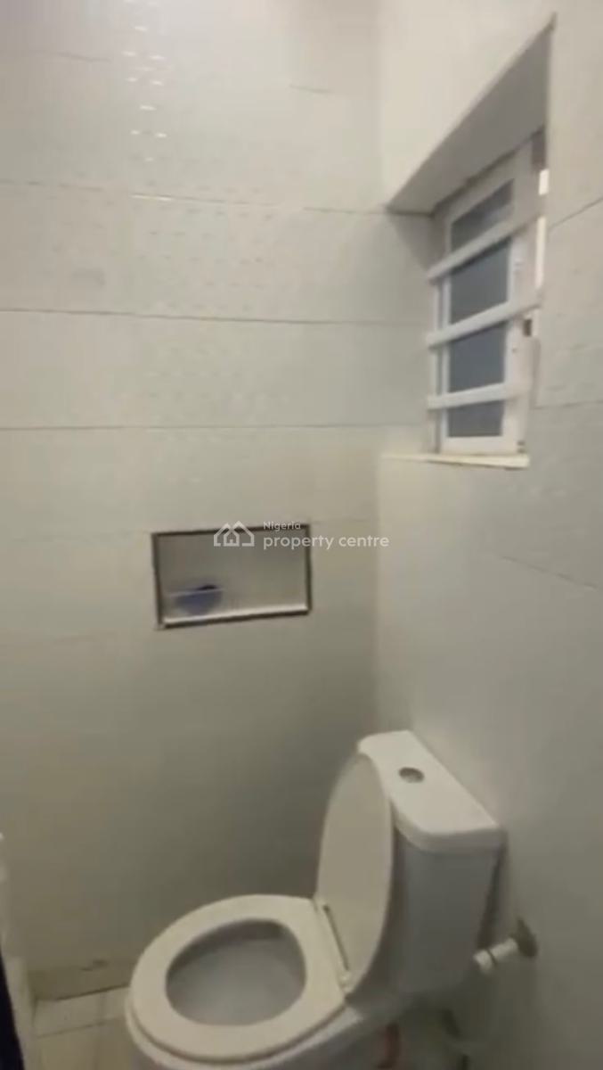 Excutive Standard Mini Flat with Two Toilet and Two Bath Upstairs, Yaba, Lagos, Mini Flat (room and Parlour) for Rent