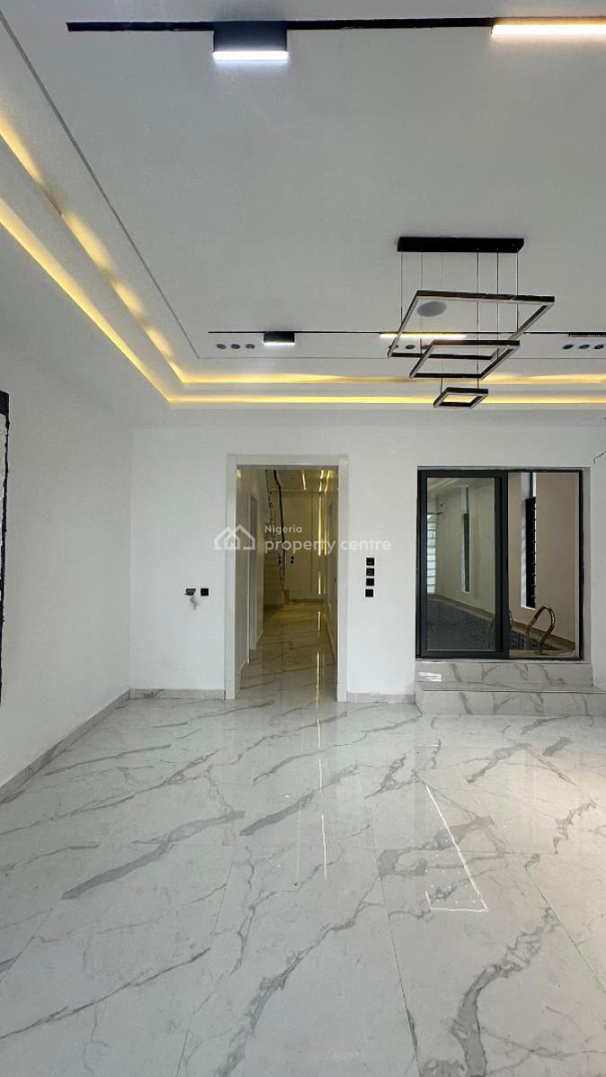 Luxurious  Detached 6 Bdr Duplex + Indoor Pool + Bq, Chevron Drive / Serene Estate, Lekki, Lagos, Detached Duplex for Sale