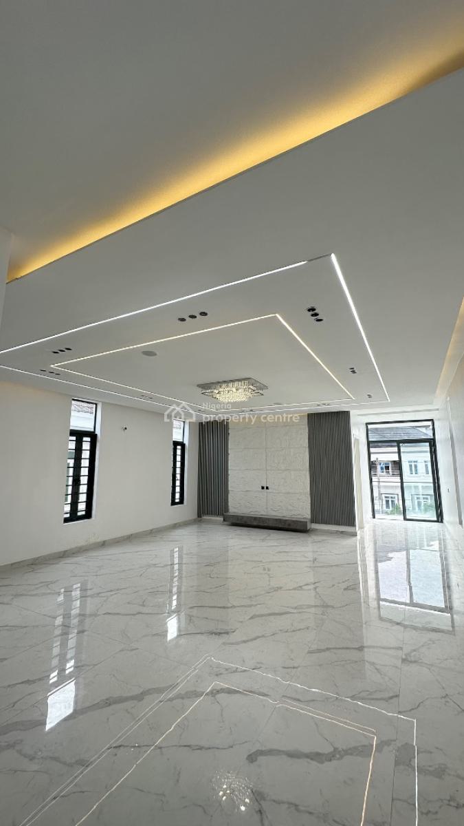 Luxurious  Detached 6 Bdr Duplex + Indoor Pool + Bq, Chevron Drive / Serene Estate, Lekki, Lagos, Detached Duplex for Sale