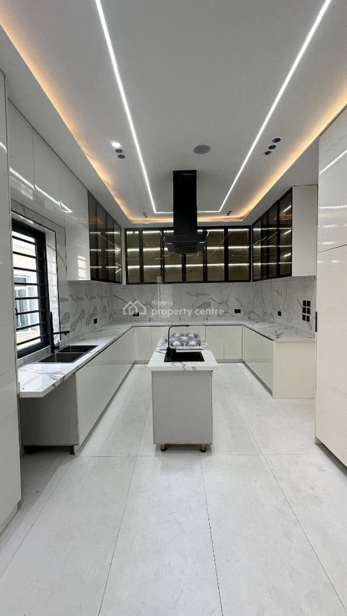 Luxurious  Detached 6 Bdr Duplex + Indoor Pool + Bq, Chevron Drive / Serene Estate, Lekki, Lagos, Detached Duplex for Sale
