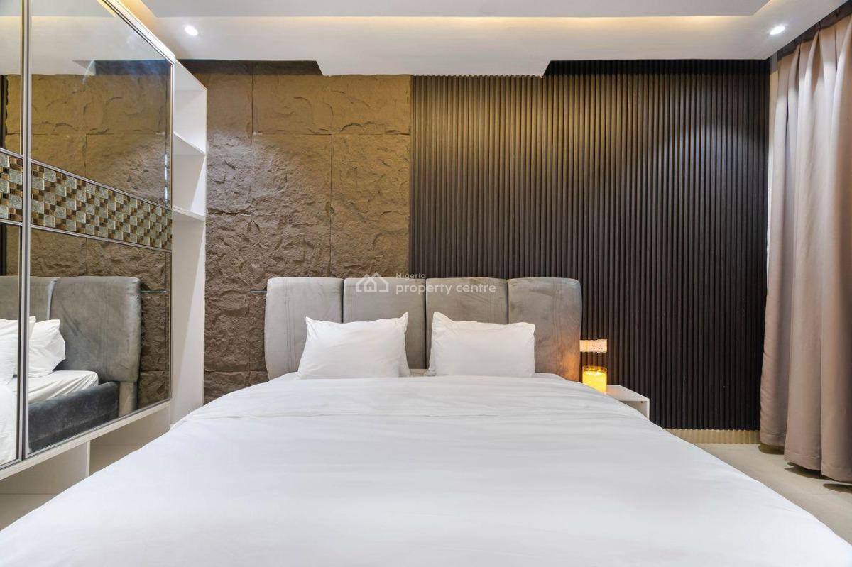 Brand New Luxury 2bedroom Apartment with Rooftop Pool and Cinema, Lekki Phase 1, Lekki, Lagos, Flat / Apartment Short Let