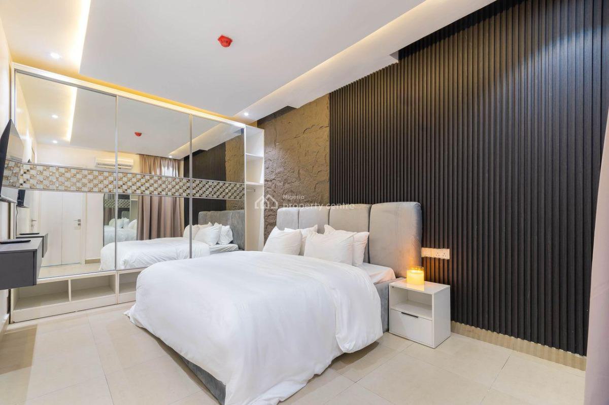 Brand New Luxury 2bedroom Apartment with Rooftop Pool and Cinema, Lekki Phase 1, Lekki, Lagos, Flat / Apartment Short Let