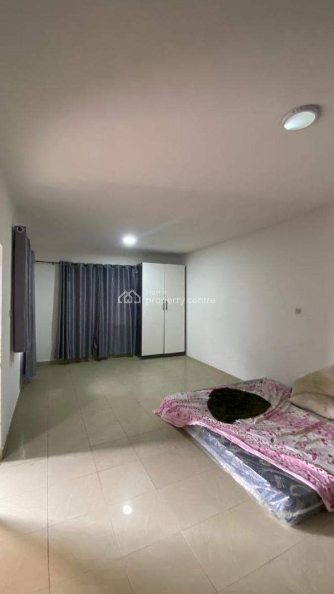 a Spacious Studio Apartment, Gated and Secured Estate, Orchid Road Lekki, Lekki, Lagos, Self Contain (single Rooms) for Rent