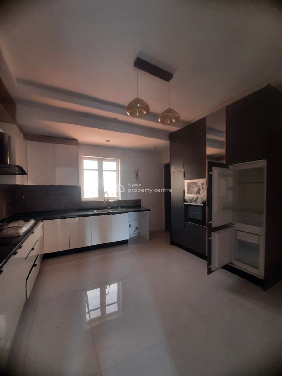 Newly Built and Serviced with 24/7 Power Supply 3 Bedroom En-suite Fla, Victoria Island (vi), Lagos, Flat / Apartment for Rent