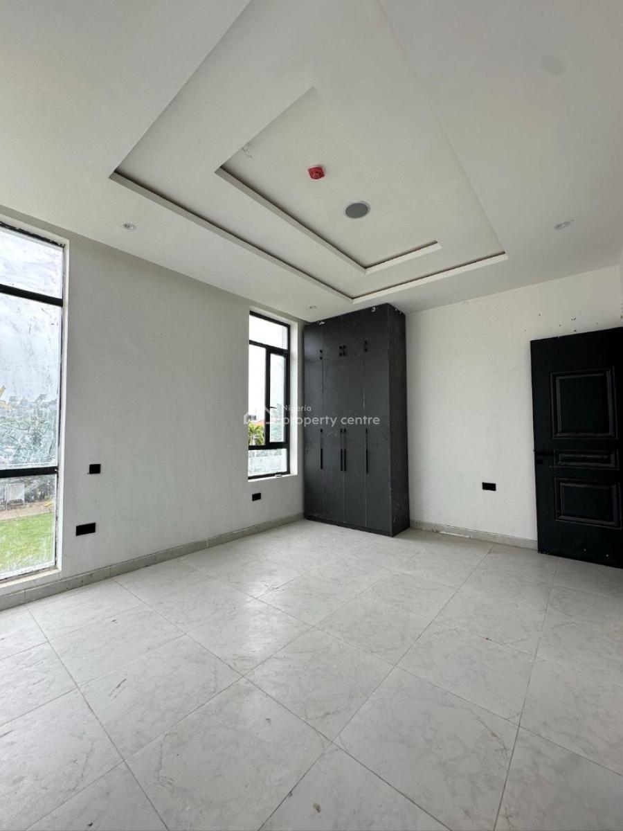 Luxurious 2bedroom Apartment, Lekki Phase 1, Lekki, Lagos, Flat / Apartment for Sale
