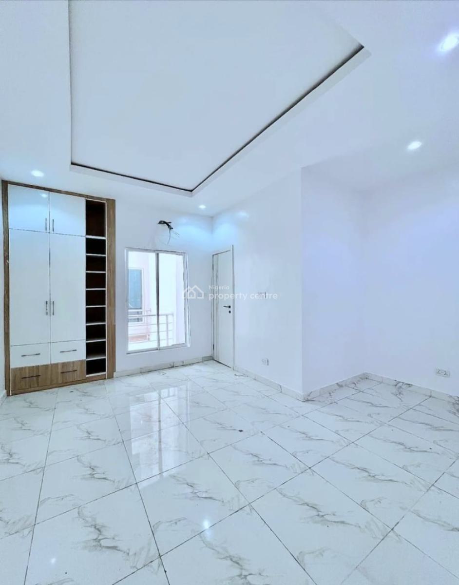 Uniquely-built Spacious 5 Bedroom Fully Detached Duplex, Chevron, Lekki, Lagos, Detached Duplex for Sale