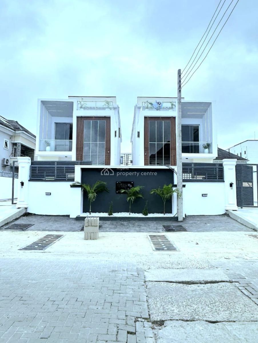 Uniquely-built Spacious 5 Bedroom Fully Detached Duplex, Chevron, Lekki, Lagos, Detached Duplex for Sale