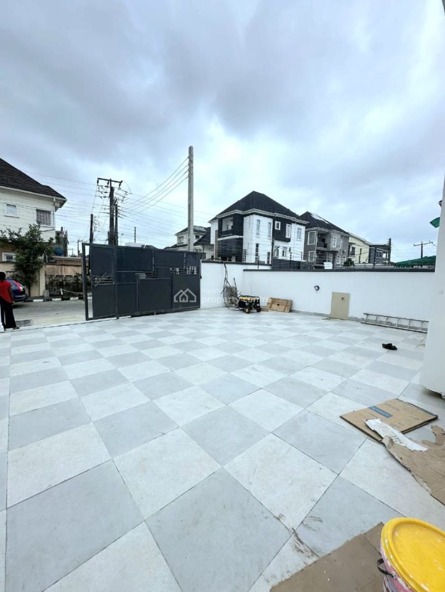 Uniquely-built Spacious 5 Bedroom Fully Detached Duplex, Chevron, Lekki, Lagos, Detached Duplex for Sale