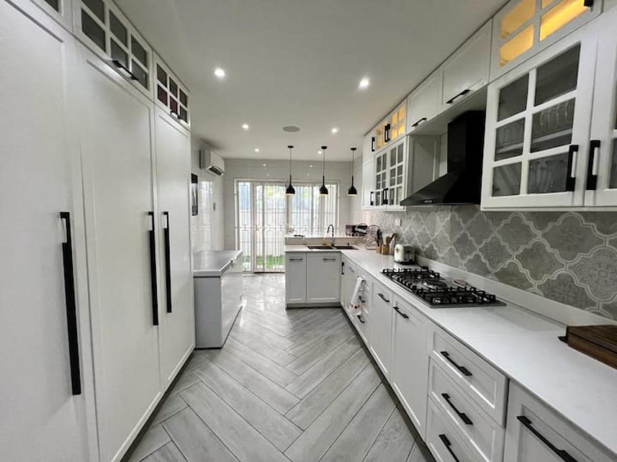4 Bedroom Apartment, Ikoyi, Lagos, Flat / Apartment Short Let