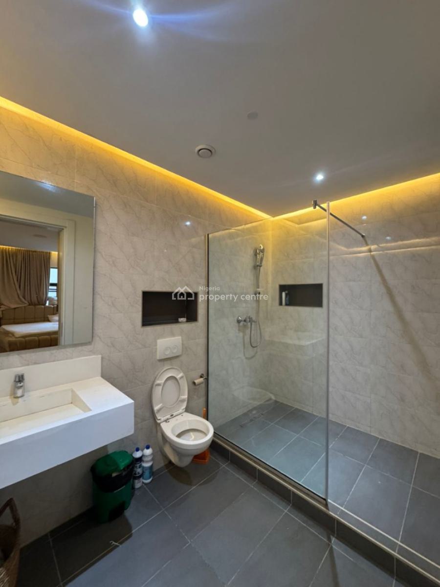 Luxurious and Spacious Fully Furnished 1bedroom Apartment, Ahmadu Bello Way, Victoria Island (vi), Lagos, Flat / Apartment for Rent