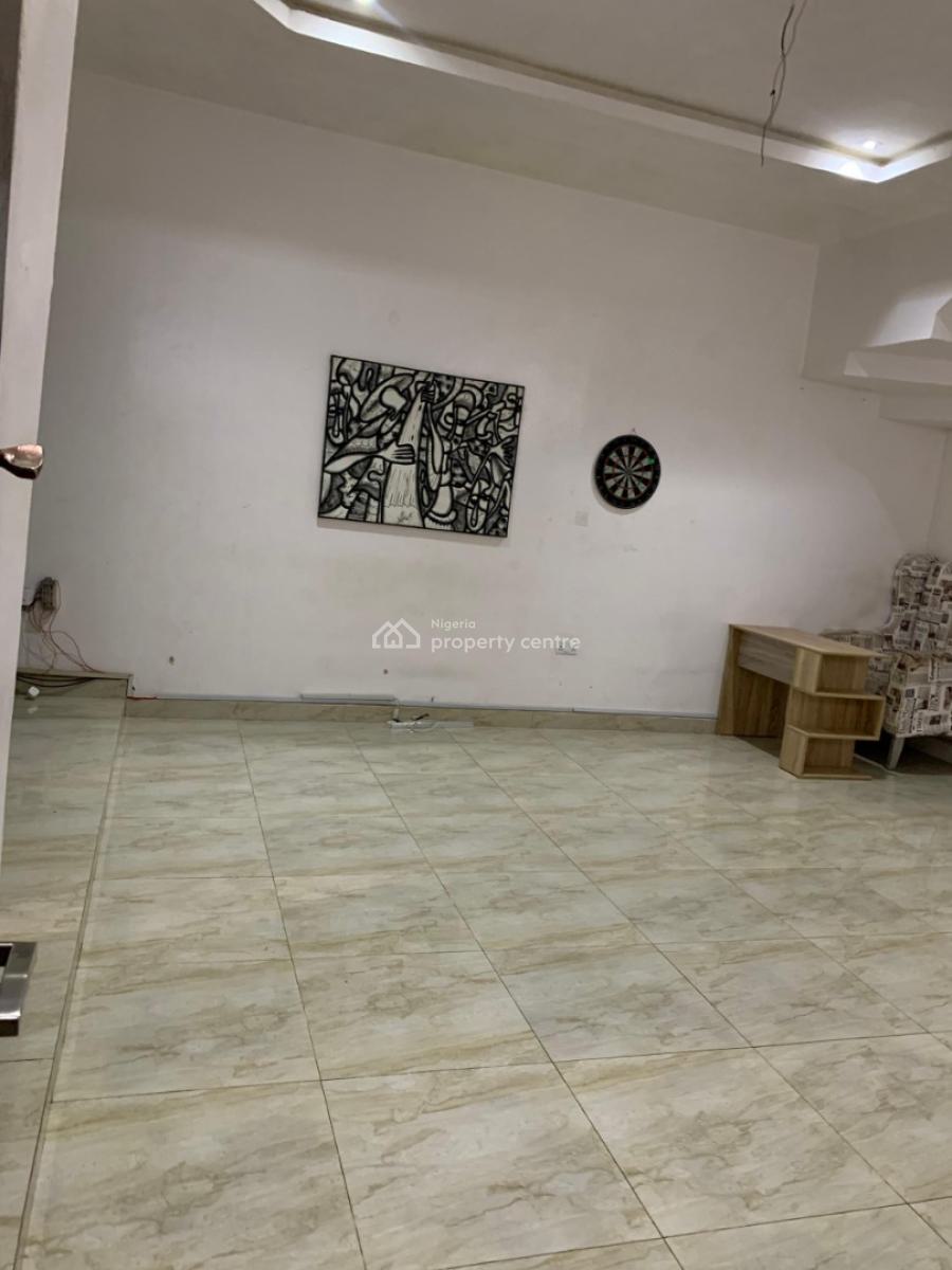 Standard and Spacious 2 Bedroom Apartment, Chevron, Chevy View, Lekki, Lagos, Flat / Apartment for Rent