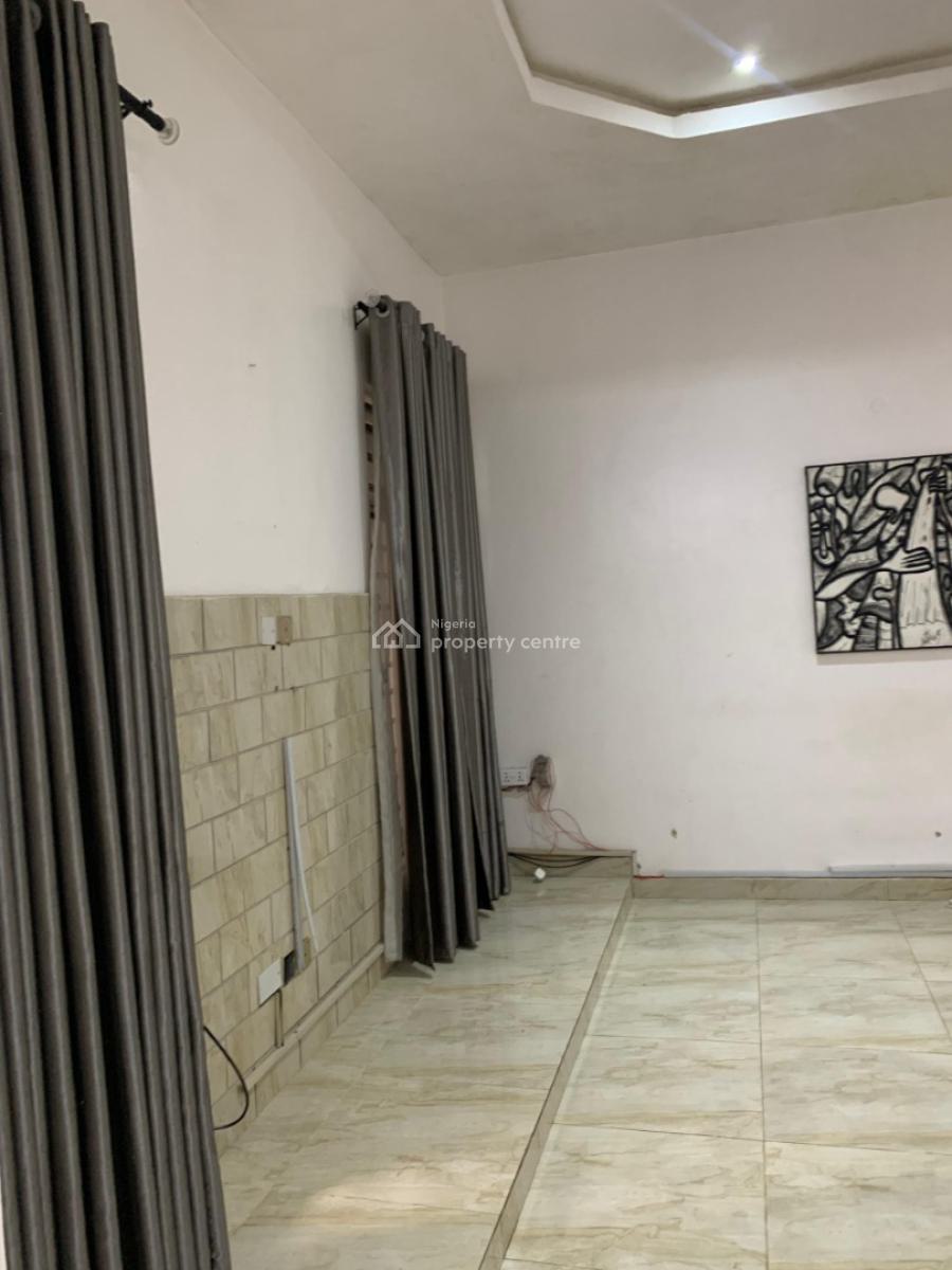 Standard and Spacious 2 Bedroom Apartment, Chevron, Chevy View, Lekki, Lagos, Flat / Apartment for Rent
