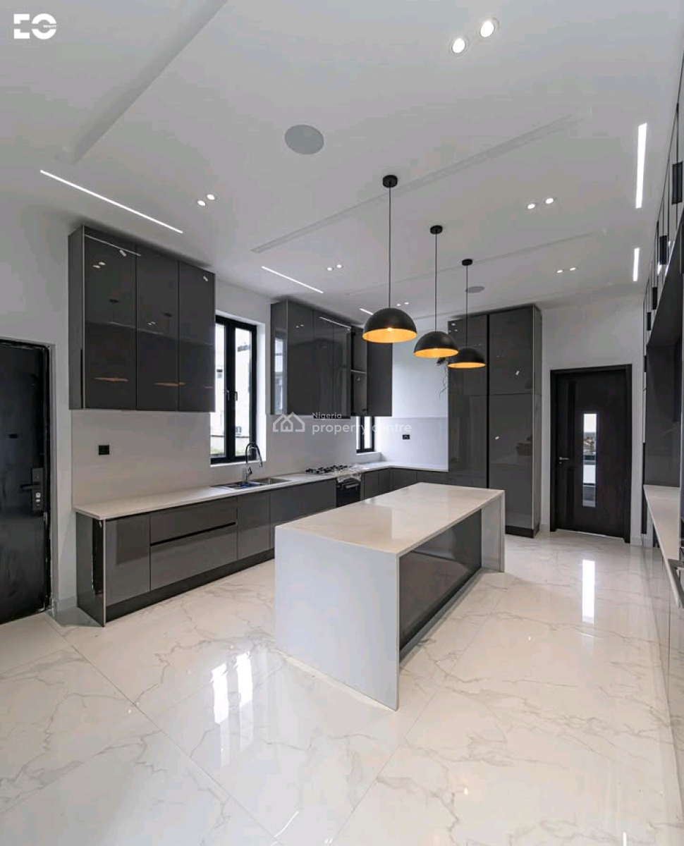 5 Bed  Detached House 5.5 Bath  Osapa Lekki, Lagos  ₦2.3 Billion, Lekki, Lagos, House for Sale