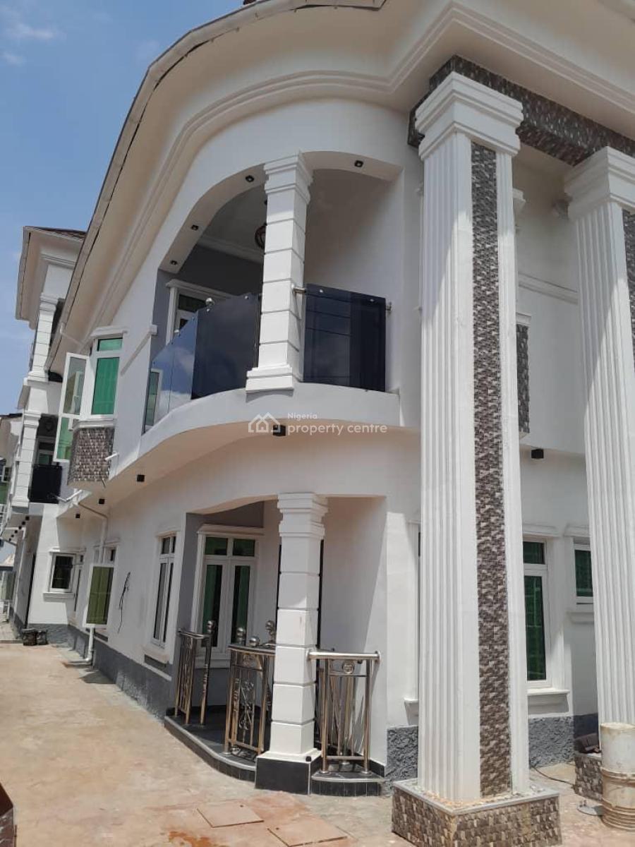 Luxury 5 Bedroom Semi-detached House with Bq, Gateway Cresent, Gra Phase 1, Magodo, Lagos, Semi-detached Duplex for Sale