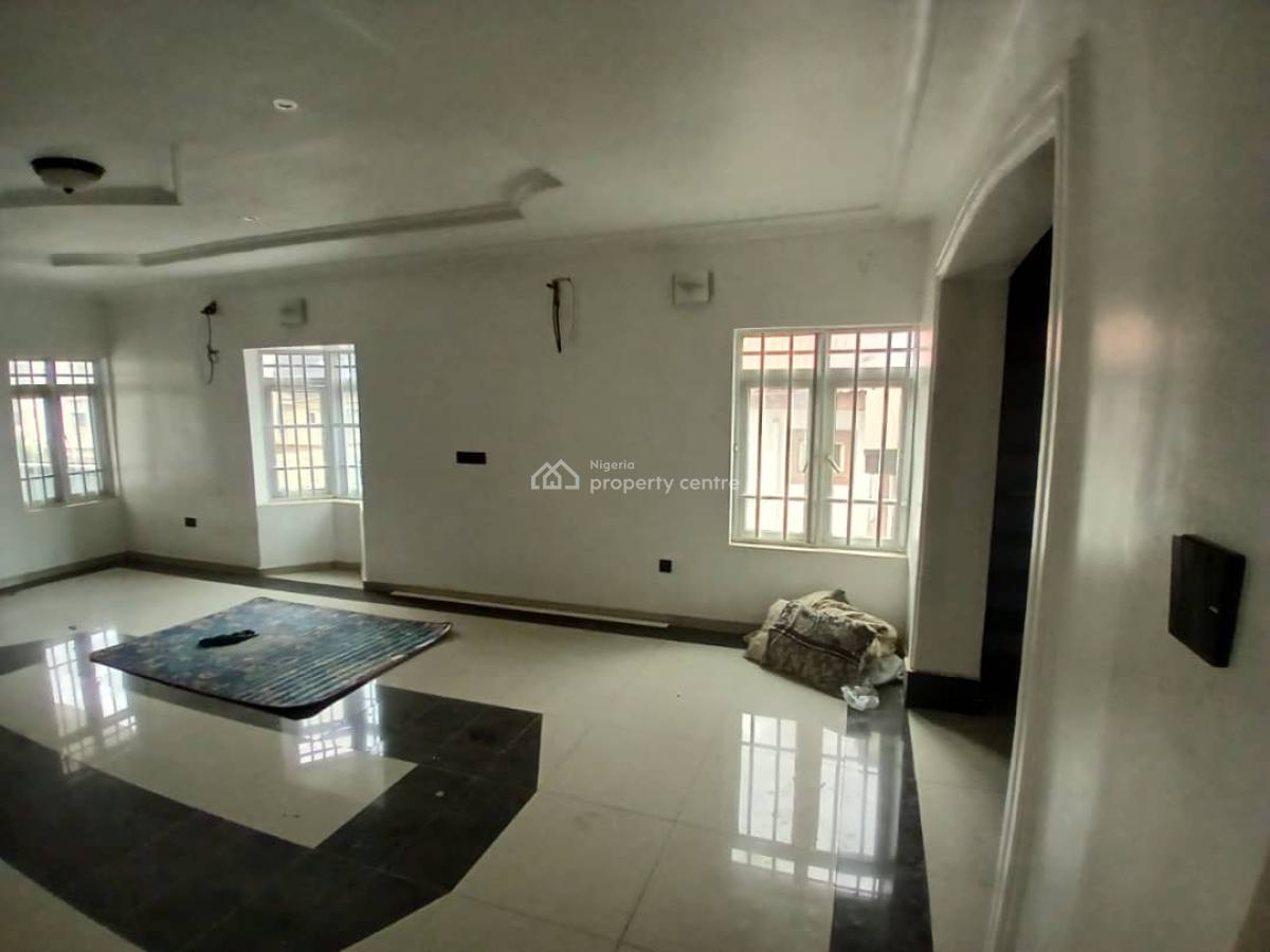 Luxury 5 Bedroom Semi-detached House with Bq, Magodo 1, Gra Phase 1, Magodo, Lagos, Semi-detached Duplex for Sale