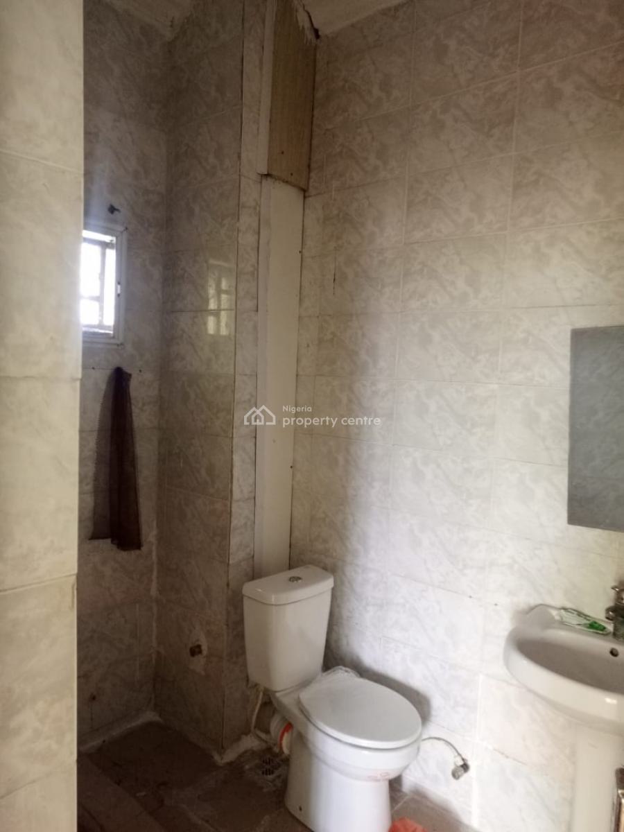 Luxury 2 Bedrooms Flat, Along Chevron Drive, Lekki, Lagos, Flat / Apartment for Rent
