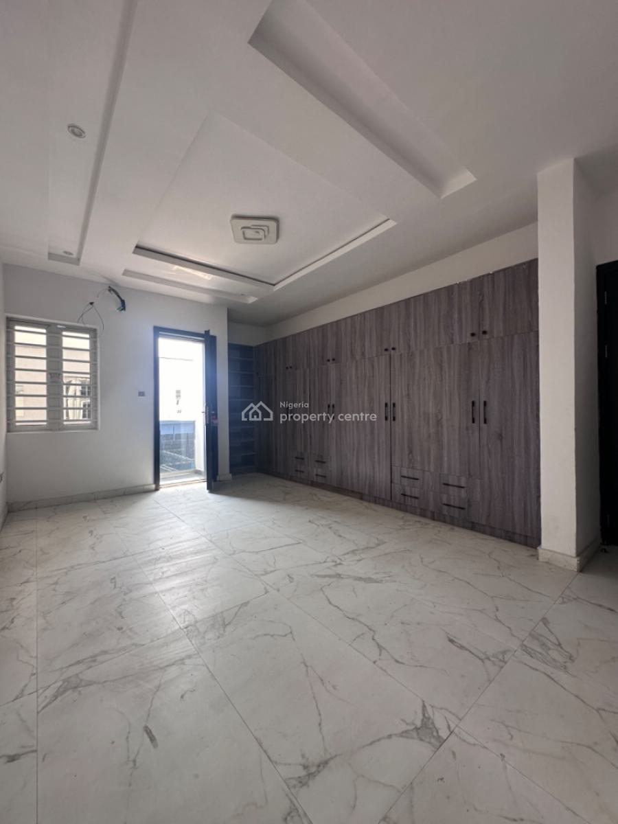 Large Family House in The Chevron Side of Lekki, Chevron Axis in Lekki, Lekki, Lagos, Detached Duplex for Sale