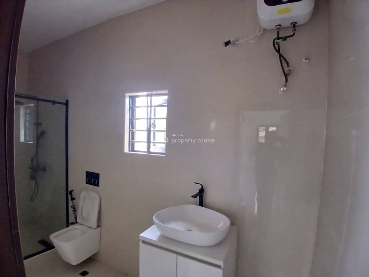 Luxury 4 Bedroom Semi-detached House with Bq, Water Gate Cresent, Gra Phase 1, Magodo, Lagos, Semi-detached Duplex for Sale