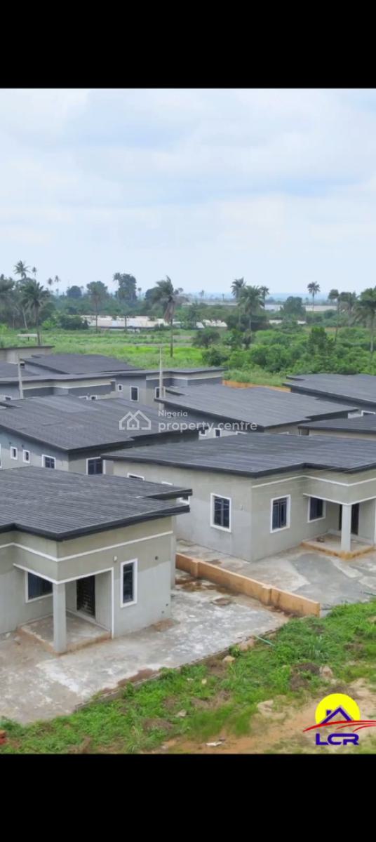 3 Bedroom, Queens Park Estate, Mowe Ofada, Ogun, Terraced Bungalow for Sale