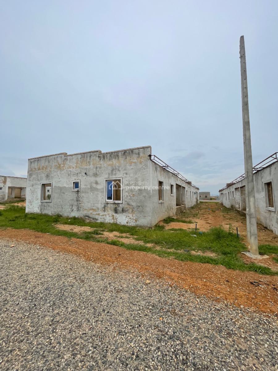 2 Bedroom Semi Detached Bungalow., Nyanya, Abuja, Semi-detached Bungalow for Sale
