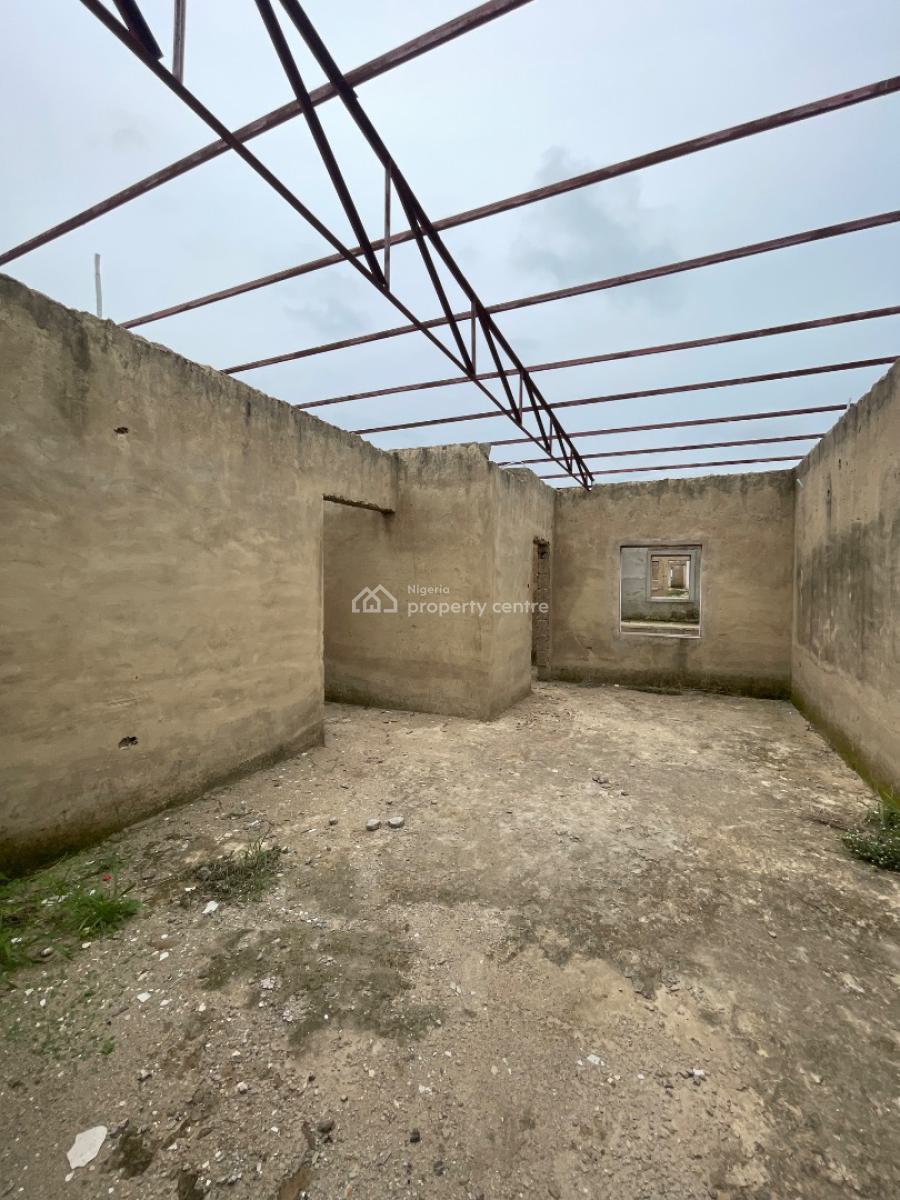 2 Bedroom Semi Detached Bungalow., Nyanya, Abuja, Semi-detached Bungalow for Sale
