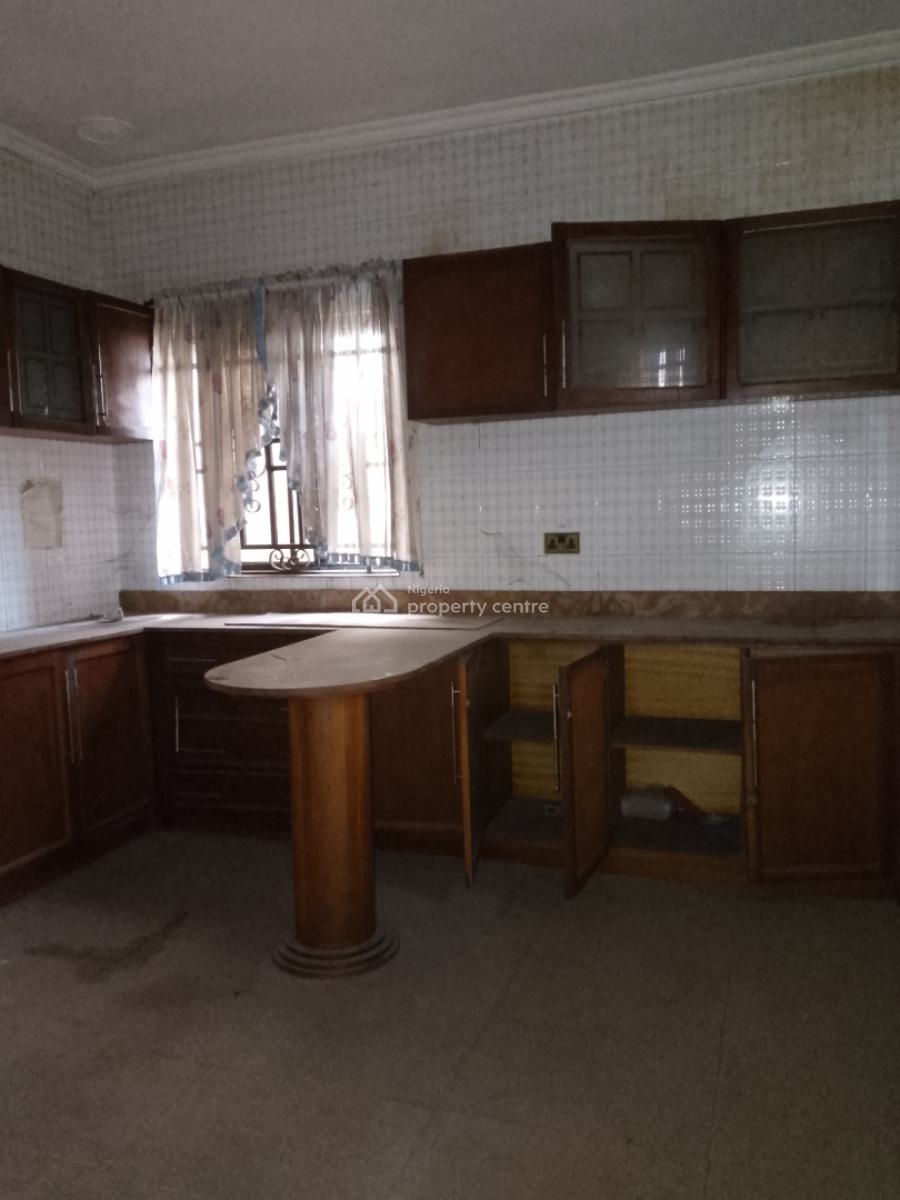6 Bedroom Detached House & 4 Bedroom Detached House, Ramat Crescent, Gra, Ogudu, Lagos, Detached Duplex for Sale