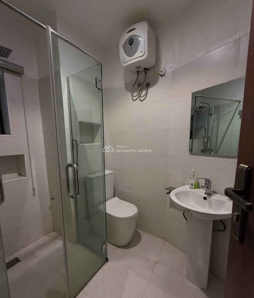 3 Bedroom Apartment, Guzape District, Abuja, Flat / Apartment for Rent