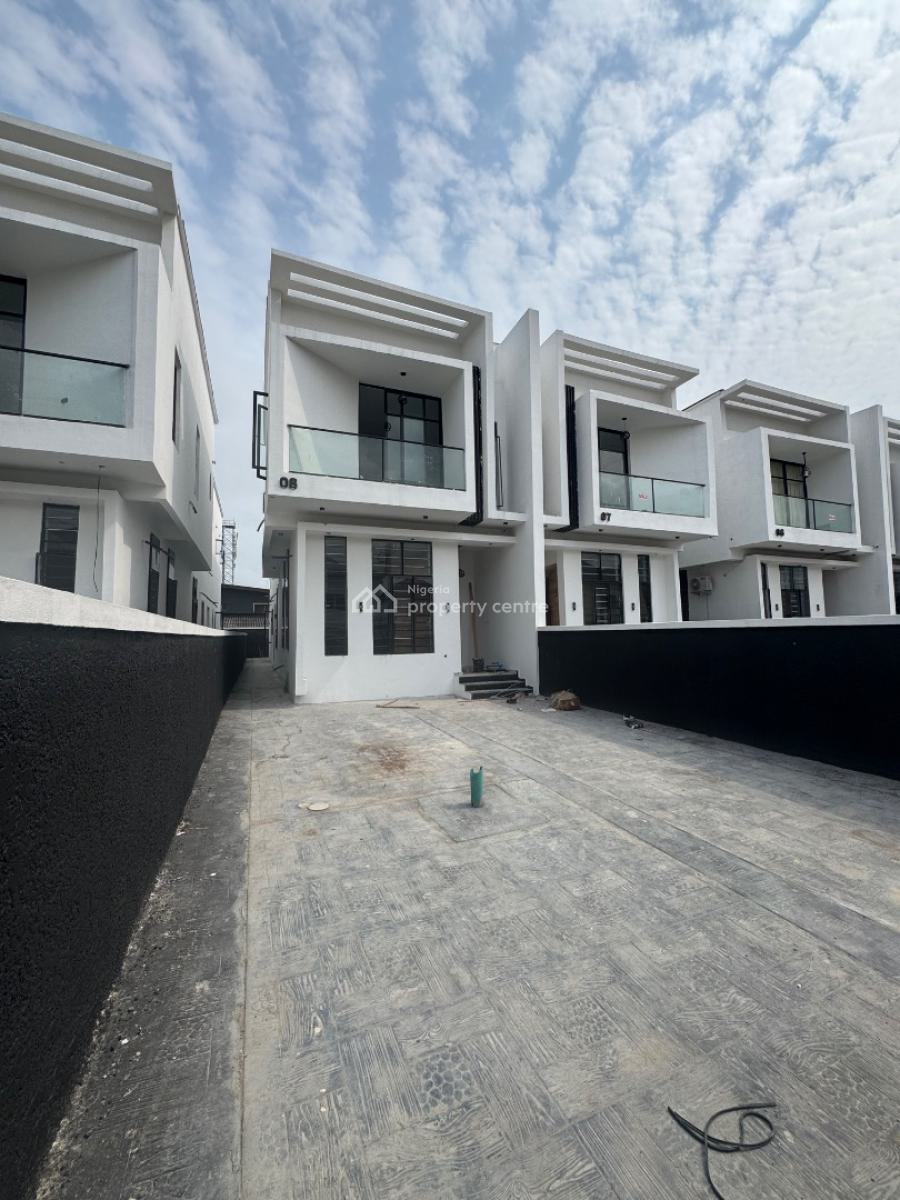 Spacious and Modern 4 Bedrooms Semidetached Duplex, New Road, Lekki, Lagos, Semi-detached Bungalow for Sale