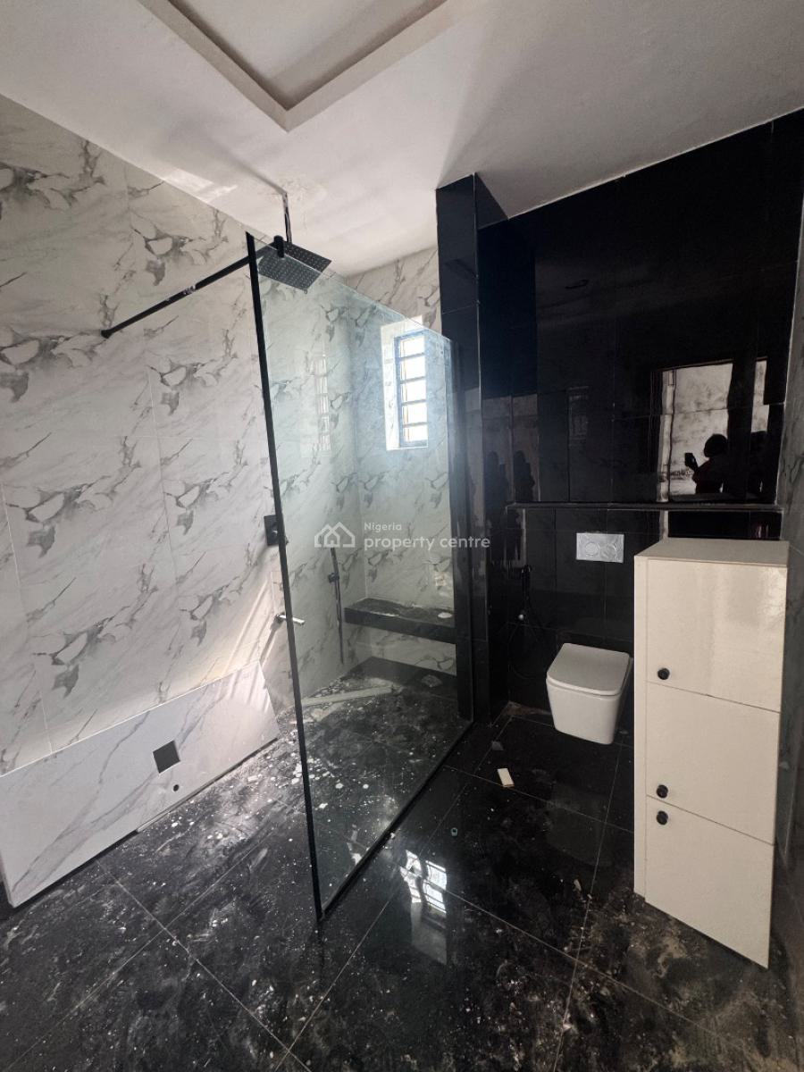 Spacious and Modern 4 Bedrooms Semidetached Duplex, New Road, Lekki, Lagos, Semi-detached Bungalow for Sale
