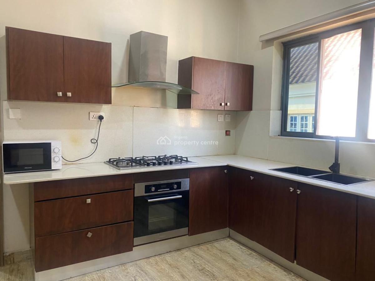 Luxury 2 Bedrooms Apartment, El-rufai Crescent, Guzape District, Abuja, Flat / Apartment for Rent