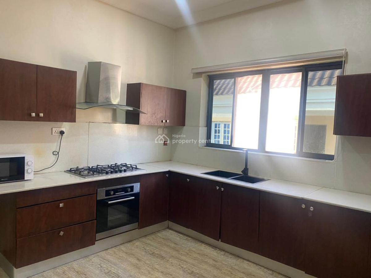Luxury 2 Bedrooms Apartment, El-rufai Crescent, Guzape District, Abuja, Flat / Apartment for Rent